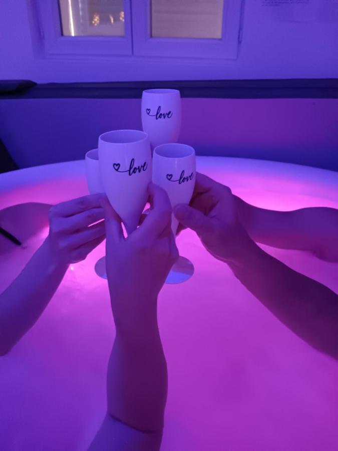 Gite Et Spa Au Secret Du Bonheur Otel Pouilly-sur-Serre Dış mekan fotoğraf
