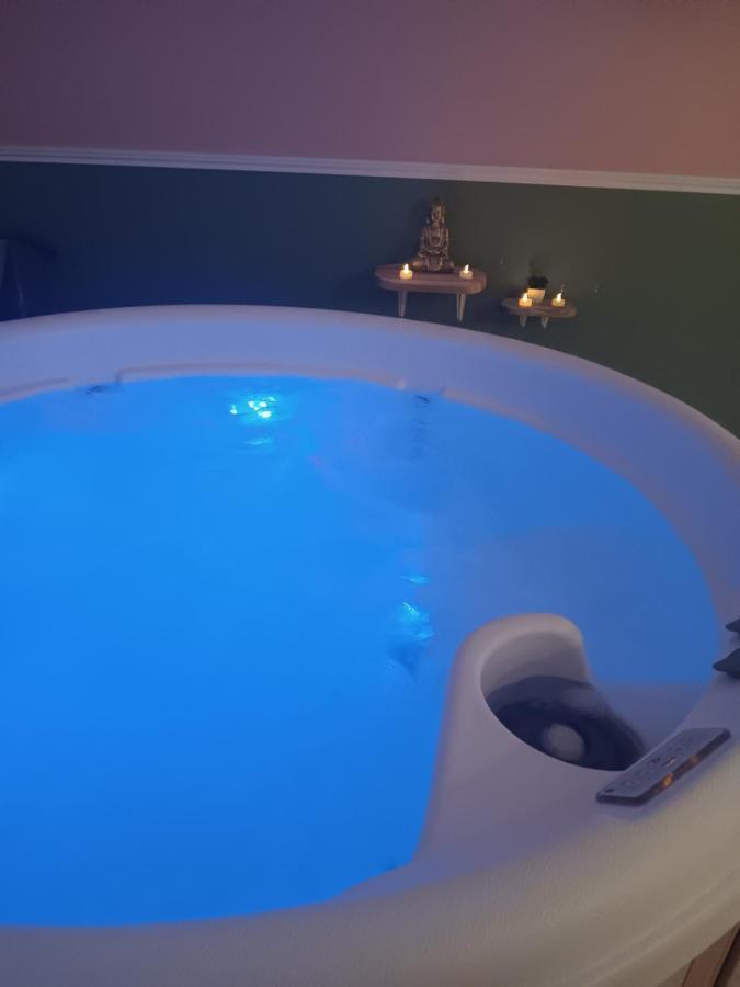 Gite Et Spa Au Secret Du Bonheur Otel Pouilly-sur-Serre Dış mekan fotoğraf